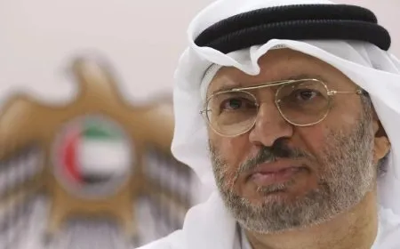 مسؤول إماراتي يحذر من الحرب الإقليمية