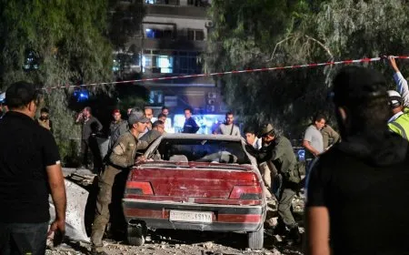 مقتل وإصابة 8 عناصر من قوات دمشق بقصف إسرائيلي على دمشق وحمص
