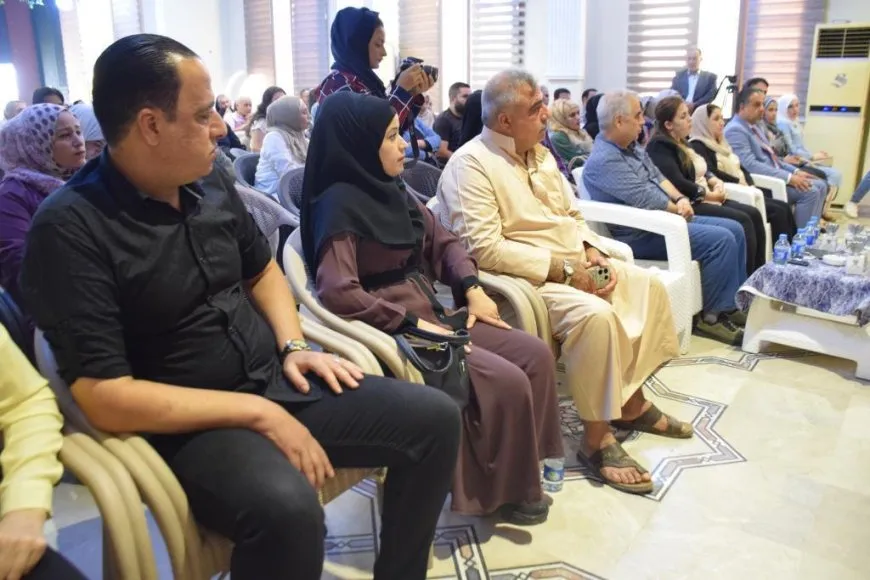تكريم المعلمين والمعلمات في إقليم شمال وشرق بيومهم العالمي