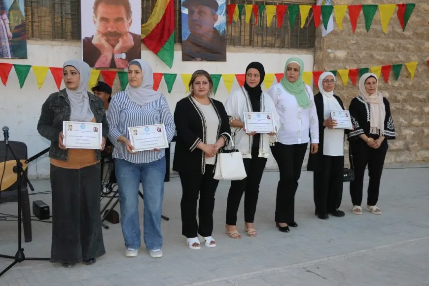 في يومهم العالمي.. تكريم معلمات ومعلمي مدينة حلب