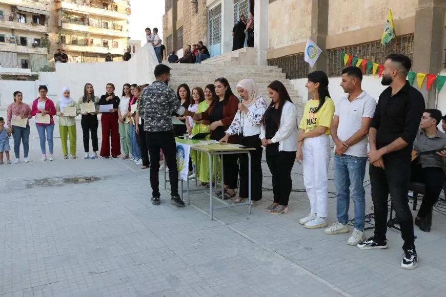 في يومهم العالمي.. تكريم معلمات ومعلمي مدينة حلب