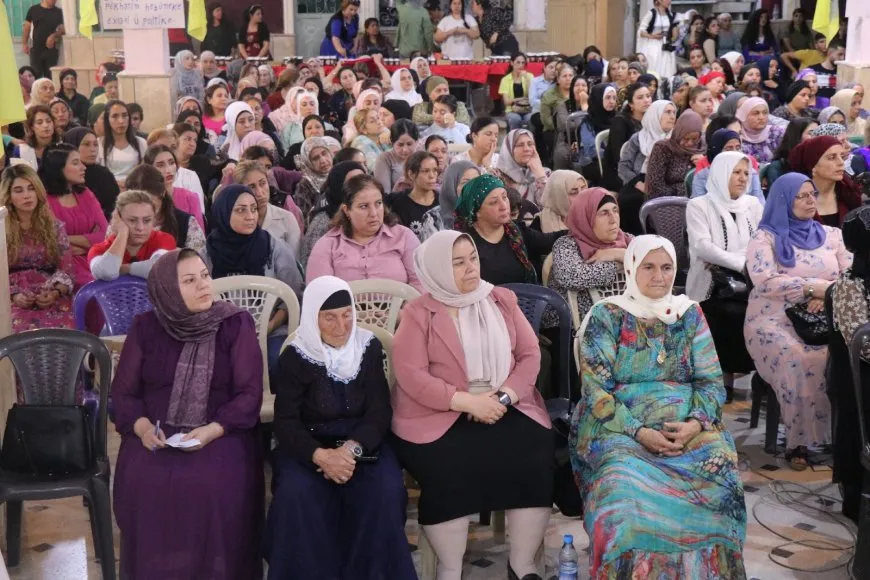 كونفرانس حلب.. التفاف الشعب حول أفكار القائد اجهض  مخططات المتآمرين