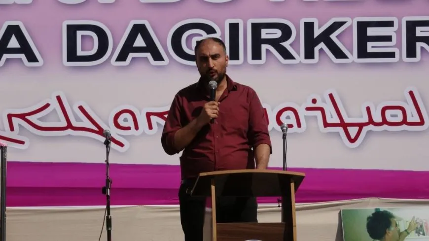 آلاف المتظاهرين ينددون بالمؤامرة الدولية ويعاهدون بتحقيق حرية القائد الجسدية