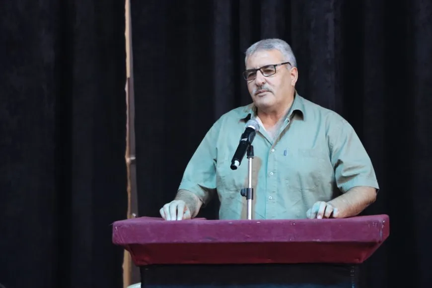 مسرحية "أمل" تجسد تمسك المهجرين بالعودة