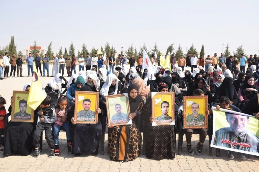 PYD وعوائل شهداء الشدادي يستذكرون شهداء تشرين الأول