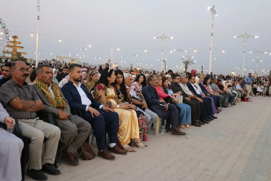 حدث تاريخي آخر.. جامعة روج آفا تخرّج 435 من طلابها