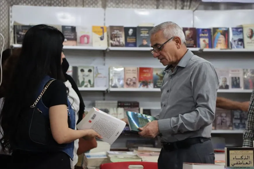 اختتام فعاليات اليوم الرابع لمعرض الشهيد هركول بمحاضرة عن الأدب الكردي