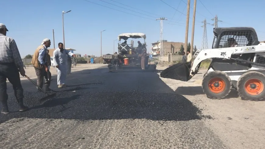 إعادة تأهيل وتعبيد طرق مدينة الفرات بريف مقاطعة دير الزور 