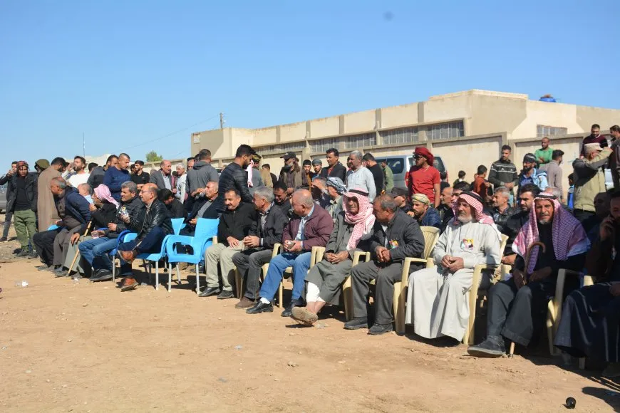 تقديم واجب العزاء لذوي شهداء مجزرة السويدية