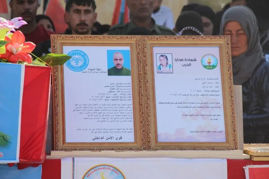 مراسم في مزار شهداء منبج للشهيدة الطفلة فرح وعضو في قوى الأمن الداخلي