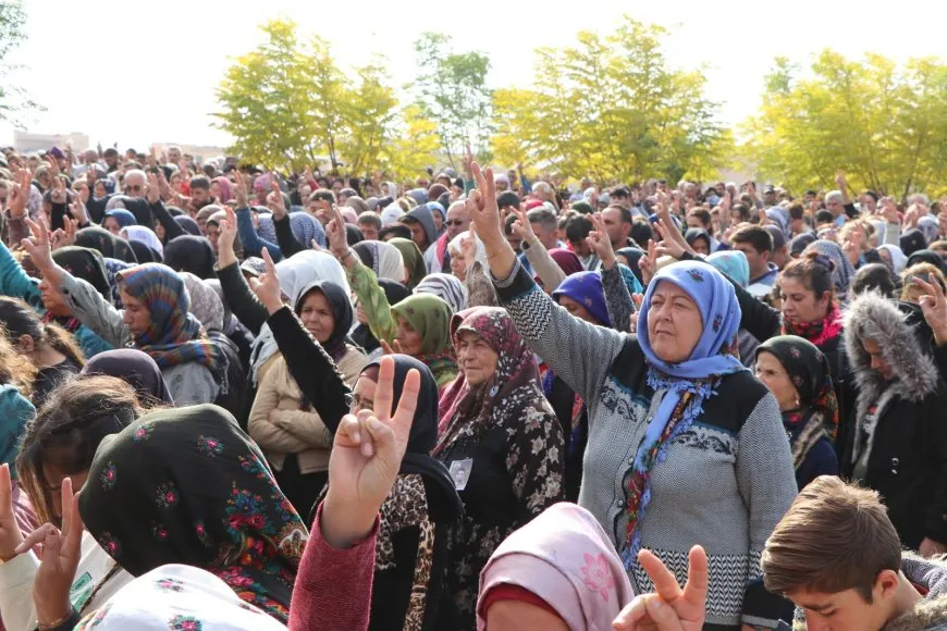 الآلاف يشيعون جثمان مقاتلة قوات تحرير عفرين جيان جودي