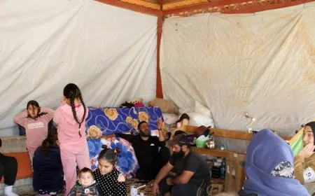 نازحو لبنان يئنّون تحت وطأة البرد والقصف