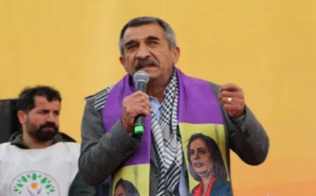 السلطات التركية تحكم بالسجن على رؤساء 3 بلديات منتخبين في شمال كردستان