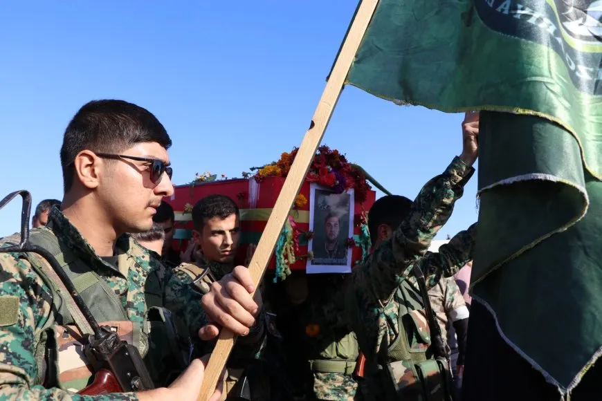 تشييع جثمان مقاتل قوات تحرير عفرين رستم عفرين في الشهباء
