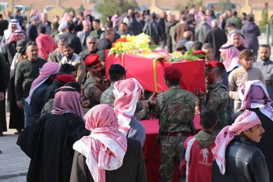تشييع جثمان مقاتل قوات الحماية الذاتية شريف الأحمد