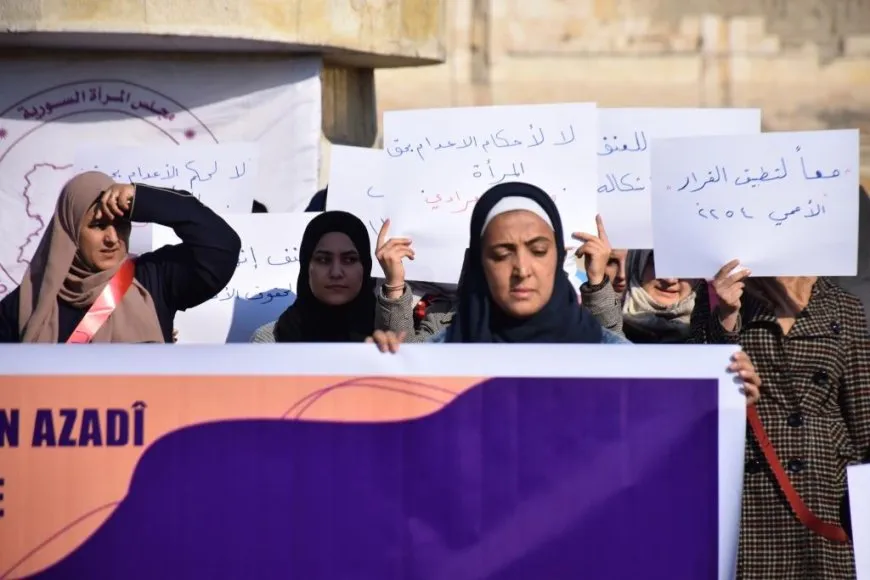 احتجاجات نسائية ومطالبات بوقف العنف 