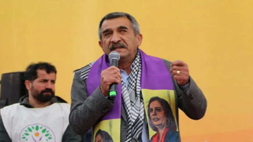 السلطات التركية تحكم بالسجن على رؤساء 3 بلديات منتخبين في شمال كردستان