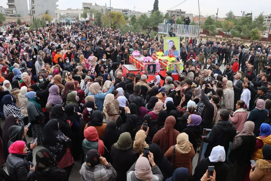 بمراسم مهيبة.. تشيع جثمان قيادية YPJ ومقاتل في قسد