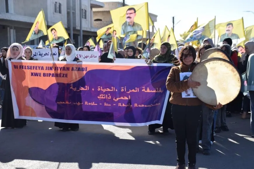 مسيرات 25 تشرين الثاني تؤكد "النضال خيار لا عودة منه حتى تحقيق الحرية لجميع النساء"