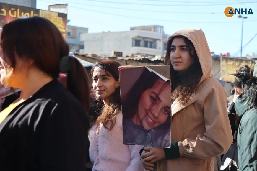 مسيرات 25 تشرين الثاني تؤكد "النضال خيار لا عودة منه حتى تحقيق الحرية لجميع النساء"