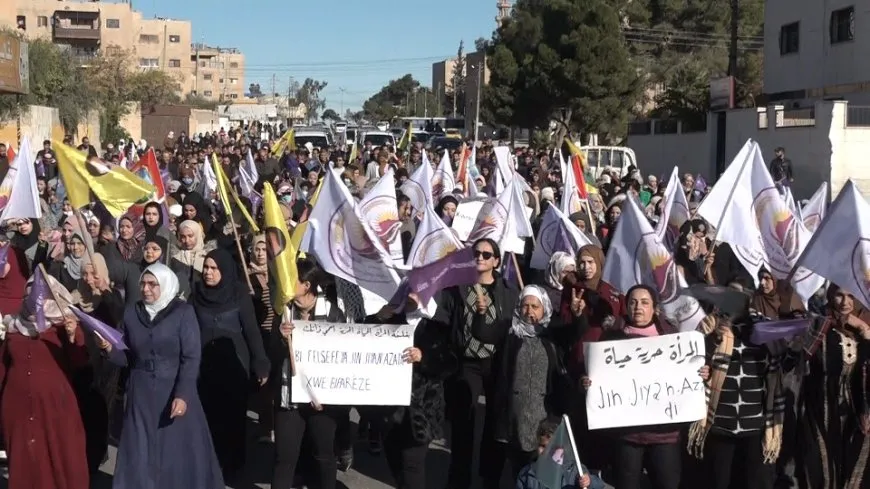مسيرات 25 تشرين الثاني تؤكد "النضال خيار لا عودة منه حتى تحقيق الحرية لجميع النساء"