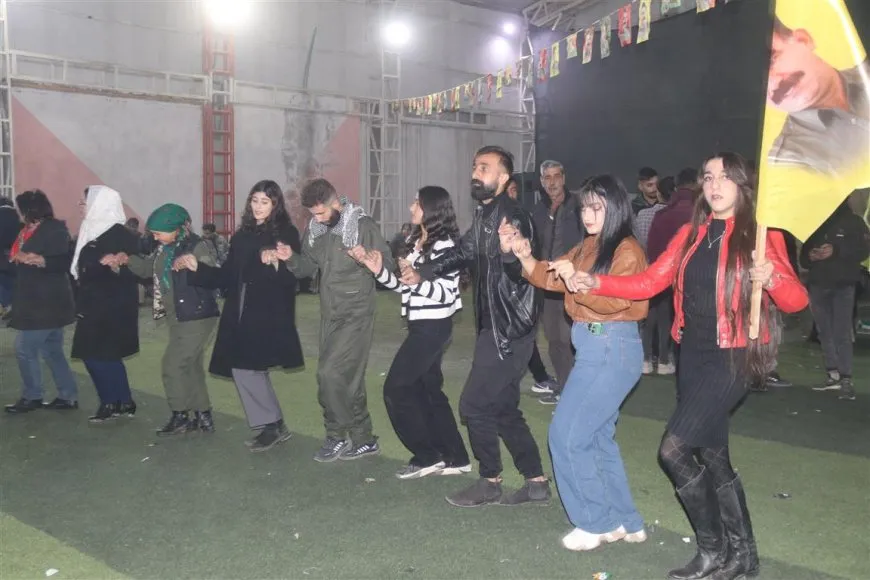 احتفالات جماهيرية عارمة في الذكرى الـ 46 لتأسيس حزب العمال الكردستاني