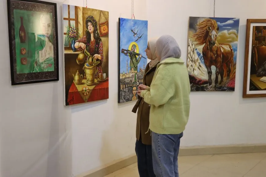 إسدال الستار على معرض الفن التشكيلي في مقاطعة الجزيرة