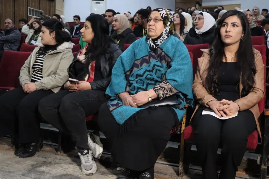 إسدال الستار على معرض الفن التشكيلي في مقاطعة الجزيرة