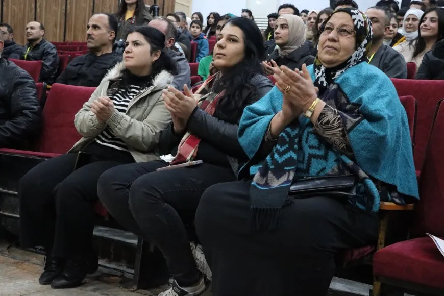 إسدال الستار على معرض الفن التشكيلي في مقاطعة الجزيرة