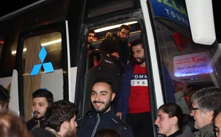 وصول أكثر من 200 طالب وطالبة وأقربائهم إلى قامشلو قادمين من حلب
