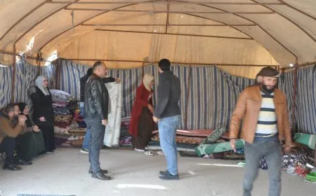 نقطة تجميع مساعدات في مدينة الهول لدعم مهجّري عفرين وحلب