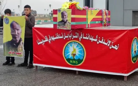 تشييع جثمان عضو قوات الحماية الذاتية الشهيد خالد المحمد حاج حميد في الطبقة