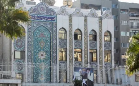 إيران تعلن عن بدئها لمحادثات إعادة افتتاح سفارتها في دمشق