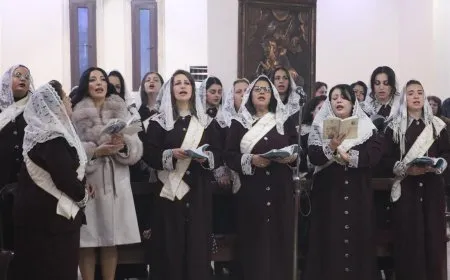 مسيحيو الحسكة يحتفلون بميلاد السيد المسيح وسط دعوات للسلام والوحدة 