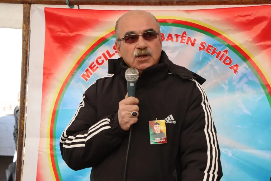 أهالي قامشلو يقدمون واجب العزاء لذوي الشهيد عبد العزيز شيخو