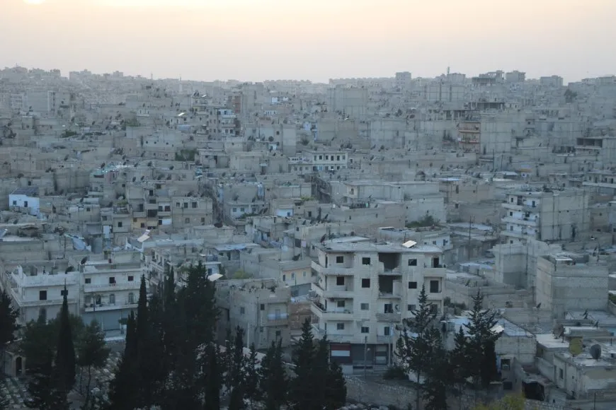 تعقيدات المشهد الجيوسياسي في حلب.. مقاومة الشيخ مقصود والأشرفية نموذجاً