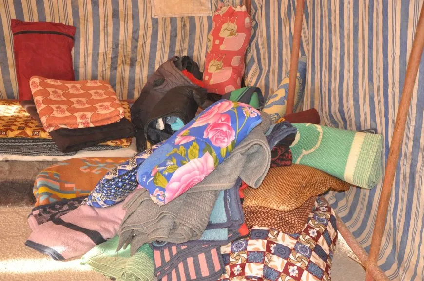 نقطة تجميع مساعدات في مدينة الهول لدعم مهجّري عفرين وحلب