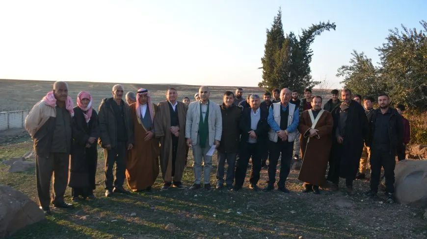 وجهاء من آل البيت يؤكدون دعمهم لقسد والمهجّرين قسراً