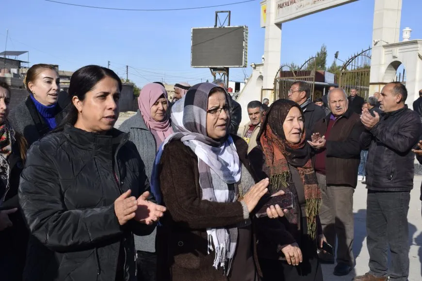 تقديم واجب العزاء لذوي 6 مقاتلين في قامشلو