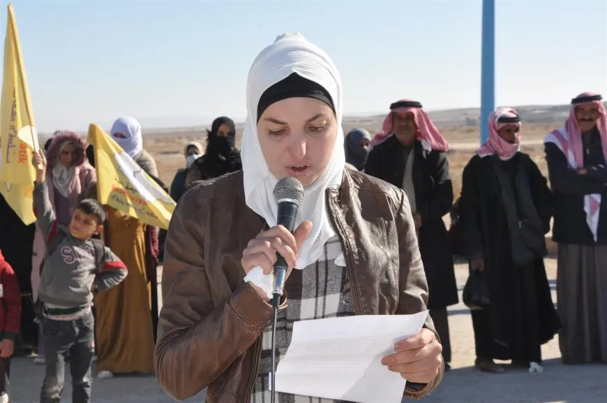 مسيرة في الهول ترفض الاحتلال التركي وتؤكد وحدة مكونات المجتمع