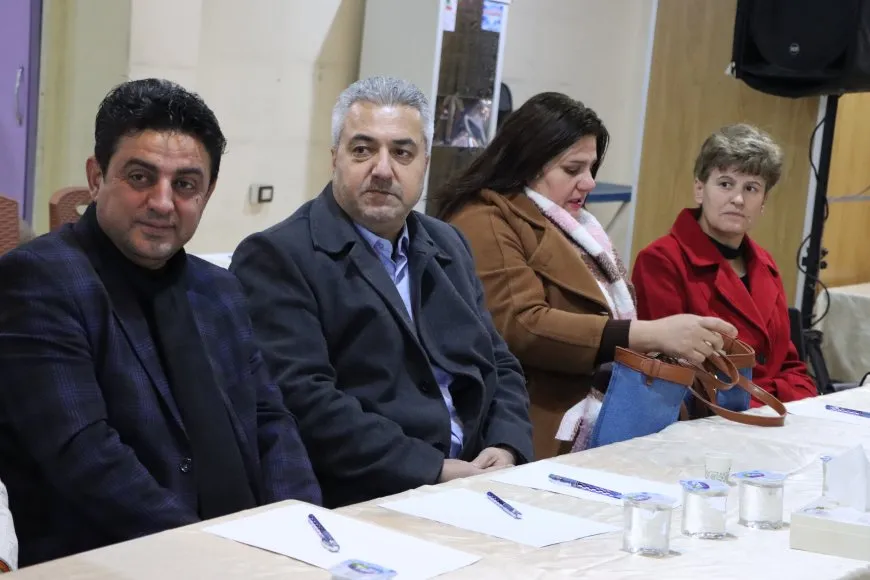 انطلاق أعمال ندوة حوارية حول الوحدة الوطنية الكردية في قامشلو