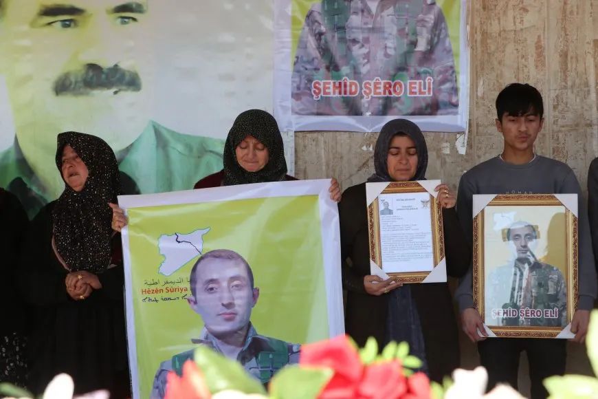 بمراسم مهيبة.. تشييع جثمانَي القيادي شيرو والمقاتل روجبين وتأكيد على المقاومة