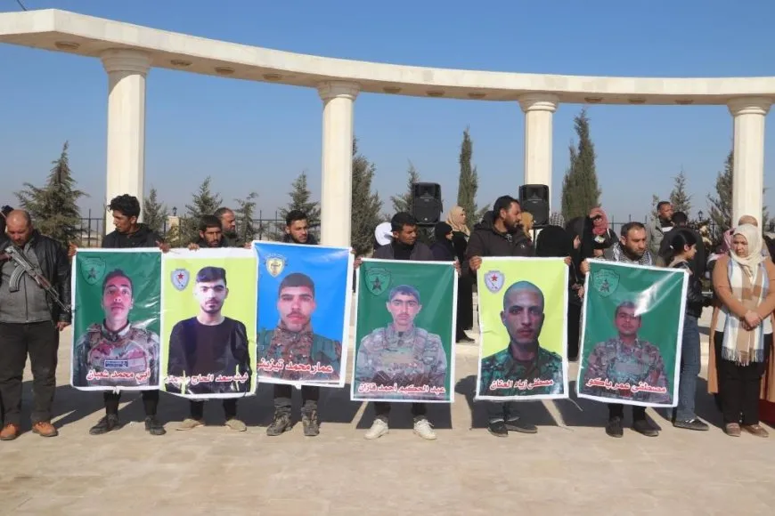 تشييع جثامين 3 مقاتلين ومراسم غيابية لـ 4 شهداء