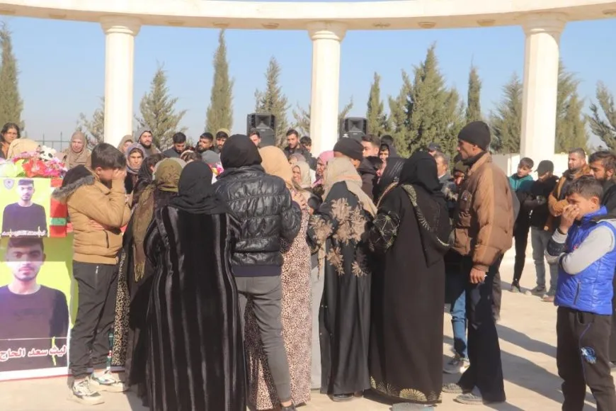 تشييع جثامين 3 مقاتلين ومراسم غيابية لـ 4 شهداء