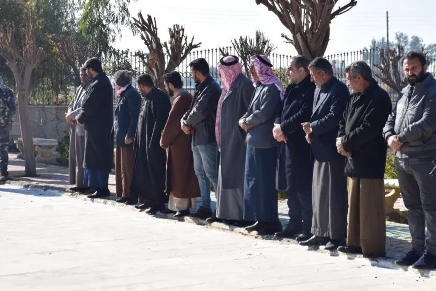 تشييع جثامين 3 مقاتلين ومراسم غيابية لـ 4 شهداء