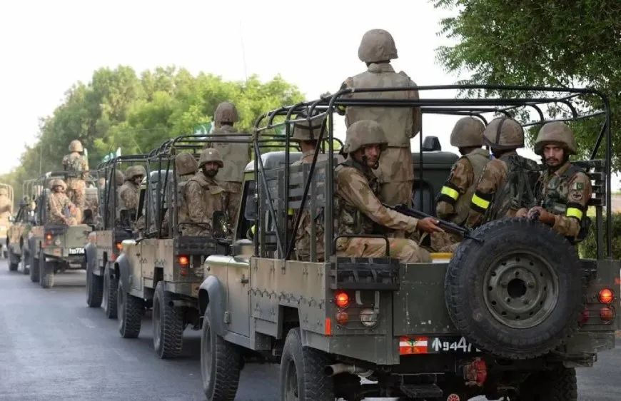 مقتل 16 جندياً في هجوم لمسلّحين في باكستان