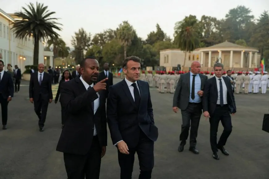 ماكرون يدعو لإلقاء السلاح في السودان