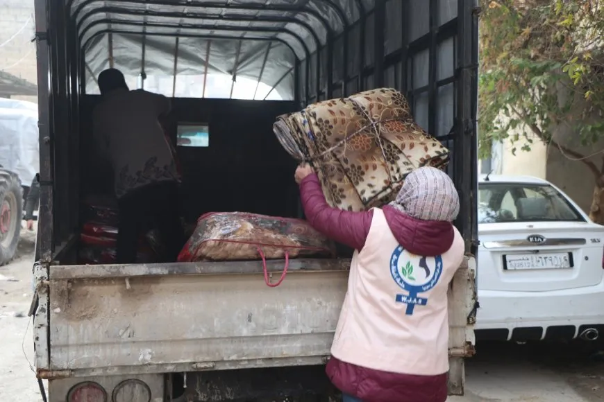 تقديم الدعم العيني للمهجّرين قسراً من مقاطعة عفرين والشهباء في حلب
