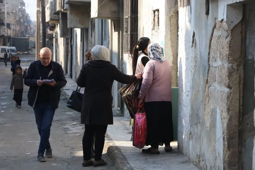 تقديم الدعم العيني للمهجّرين قسراً من مقاطعة عفرين والشهباء في حلب