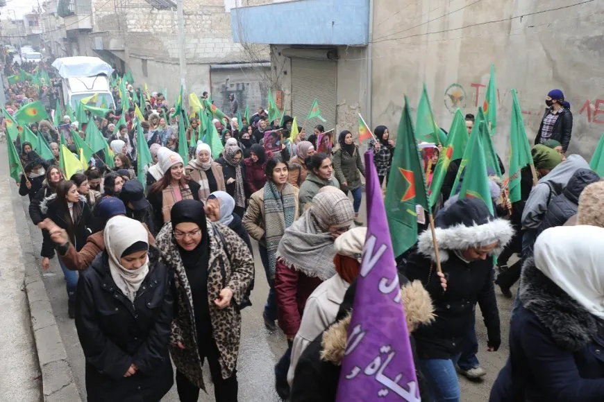 مقاومات يُحيين نضال YPJ ويدعون إلى صون ثورة المرأة